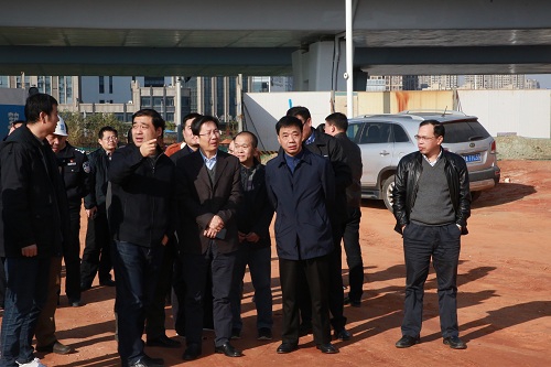副市長宋鈾一行調(diào)研我司昌南大道、洪都大道快速路改造項目